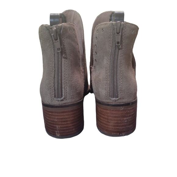 Chelsea & Violet “Kerri” Suede Booties Brown Sz 9.5M – Fall/Winter Ready – EUC - Picture 5 of 7